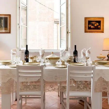 Borgo Stretto Bright Pisa