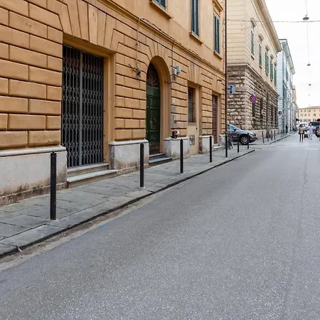 Borgo Stretto Bright