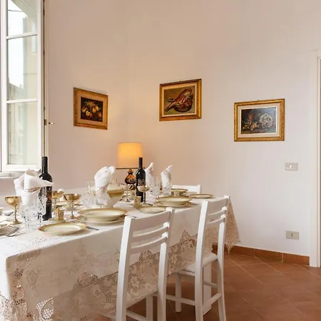 Apartment Borgo Stretto Bright
